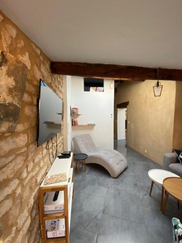 La Mansarde De L Abbaye Apartment Cluny Exterior photo