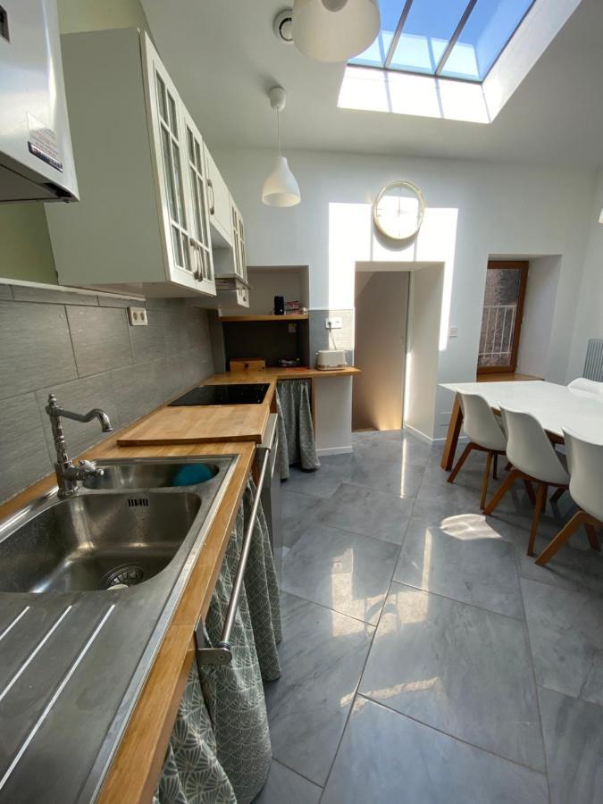 La Mansarde De L Abbaye Apartment Cluny Exterior photo